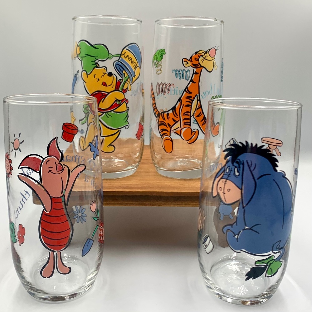 Winnie The Pooh & Friends 80’s/retro/VINTAGE set of (4), 16oz drinking glasses